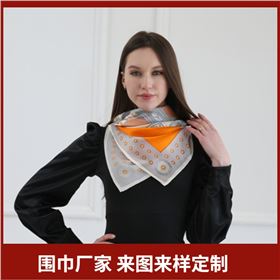 Silk scarf、What are the uses of silk scarves